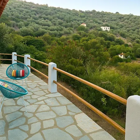 Romantic Pergamonto Cottage, Private Pool & Seaview Villa *
