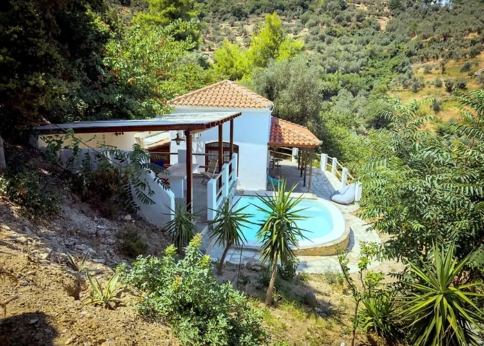 Romantic Pergamonto With Private Pool & Sea View *